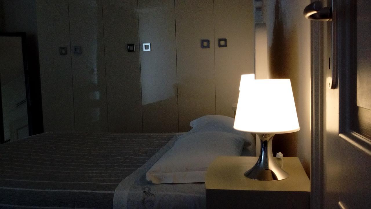 Domus Nova Residenza Il B&B มานโตวา ภายนอก รูปภาพ